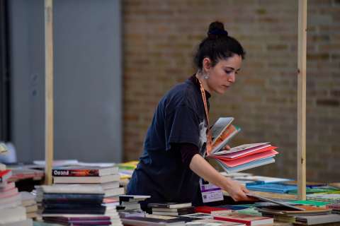 Programación de la Feria del Libro 2 de mayo: horarios e invitados