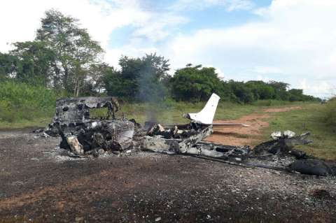 Autoridades colombianas derriban avioneta con 400 kilos de cocaína