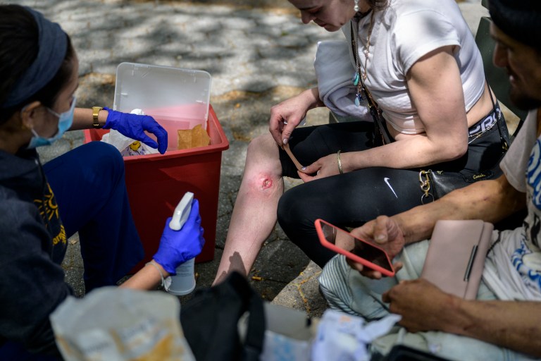 EE. UU. lanza plan para abordar la xilacina, la “droga zombi” que inunda las calles
