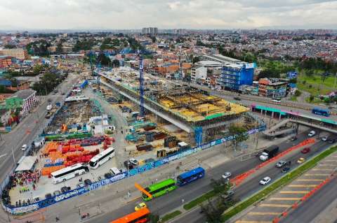 Concejal demandó decreto del gobierno Petro que aplaza recursos para obras viales