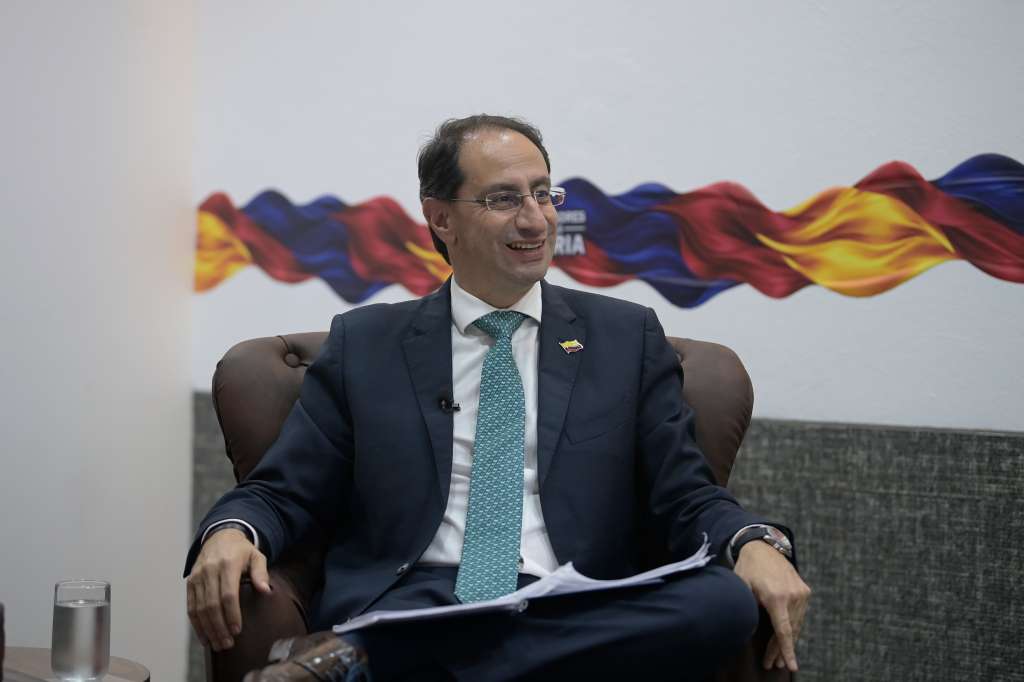 Vicepresidente electo, durante entrevista.