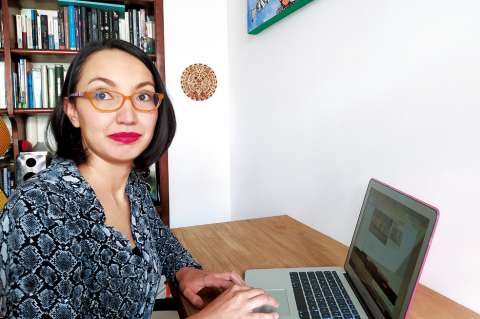 Claudia Vargas: “Estamos ante un suprapoder farmacéutico”
