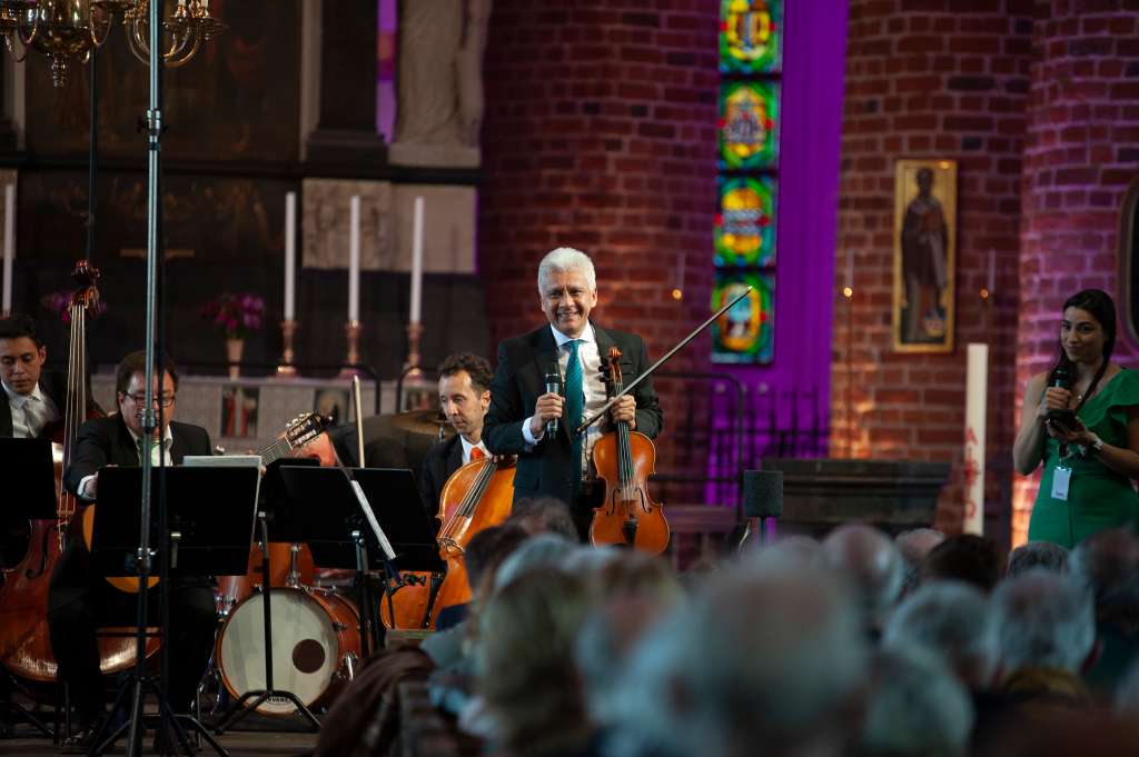 Maestro Ricardo Hernández, músico de la Orquesta Filarmónica de Bogotá y director musical del Ensamble Entrevera’o, agrupación de cámara de la Orquesta que también participó en el Festival Tommie Haglund.