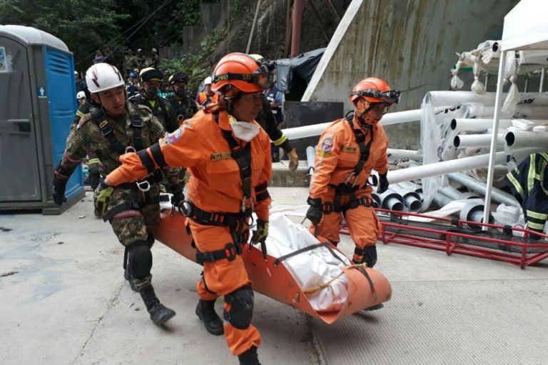 Finalizan labores de rescate en el puente de Chirajara