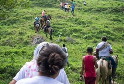 “‘Paras’ llevan plan de ejecuciones en Comunidad de Paz de San José de Apartadó”