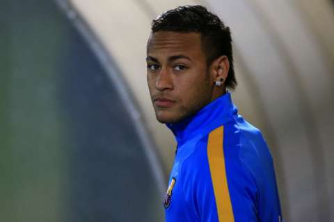 Barcelona enfrenta a Málaga sin Neymar entre los convocados