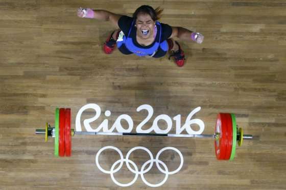 Leidy Solís, pesista colombiana. Foto: AFP