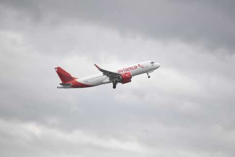 Avianca suspendió vuelos Bogotá-Caracas: estas son las opciones que tienen los pasajeros
