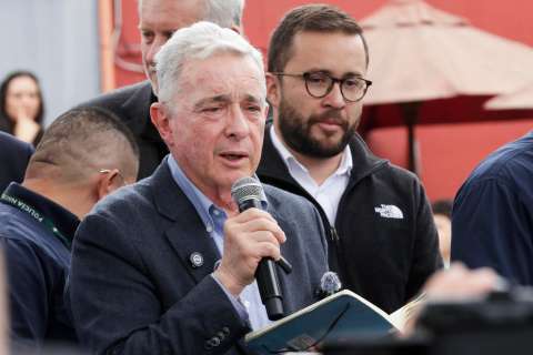 Confirmado: Uribe busca el Senado en el puesto 25 de lista del Centro Democrático