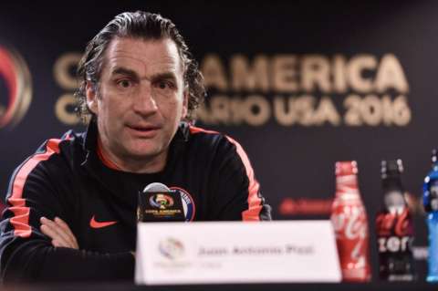 Pizzi: "Esperamos un partido muy cerrado contra Colombia"