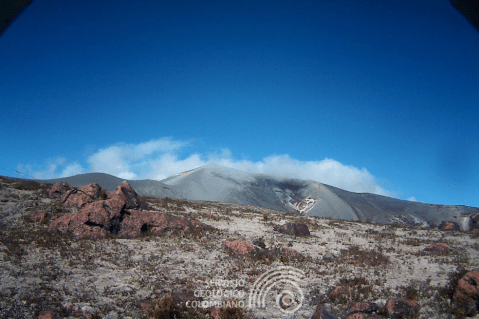 Entrevista con un vulcanólogo del SGC para entender qué ocurre bajo el volcán Puracé