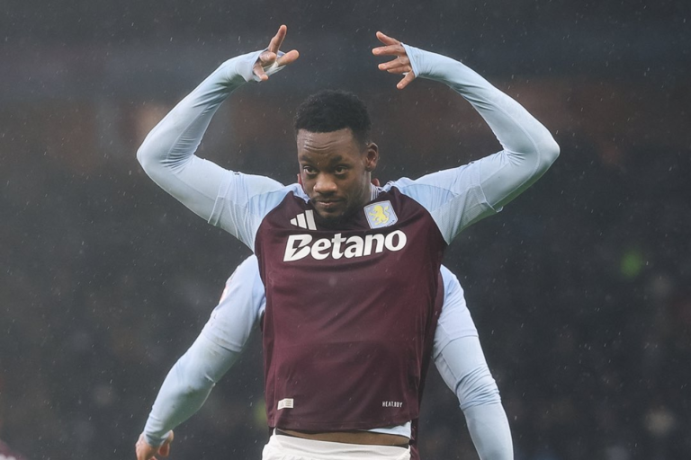 Jhon Durán volvió al gol con el Aston Villa con impresionante definición: video