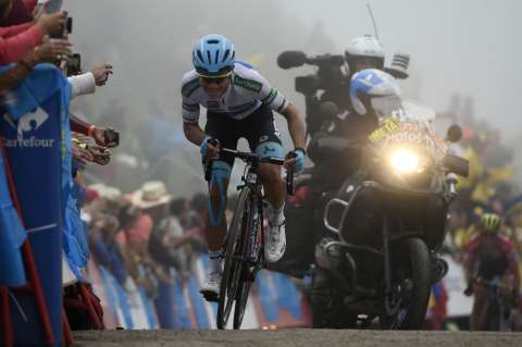 Revolcón en la Vuelta a España: Nairo pierde tiempo, Miguel Ángel asciende al cuarto puesto