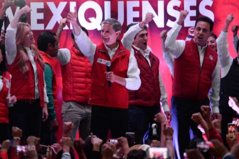 El PRI de Enrique Peña Nieto retiene el poder del estado de México