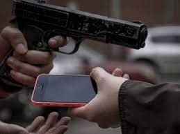 El hombre que sufrió el atraco subió videos del robo a la red social X, en donde espera que se de mayor respuesta de parte de la Policía Nacional en estos acontecimientos.
