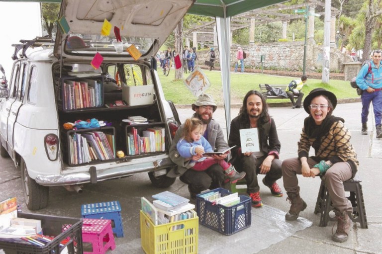 Una biblioteca sobre ruedas en Bogotá