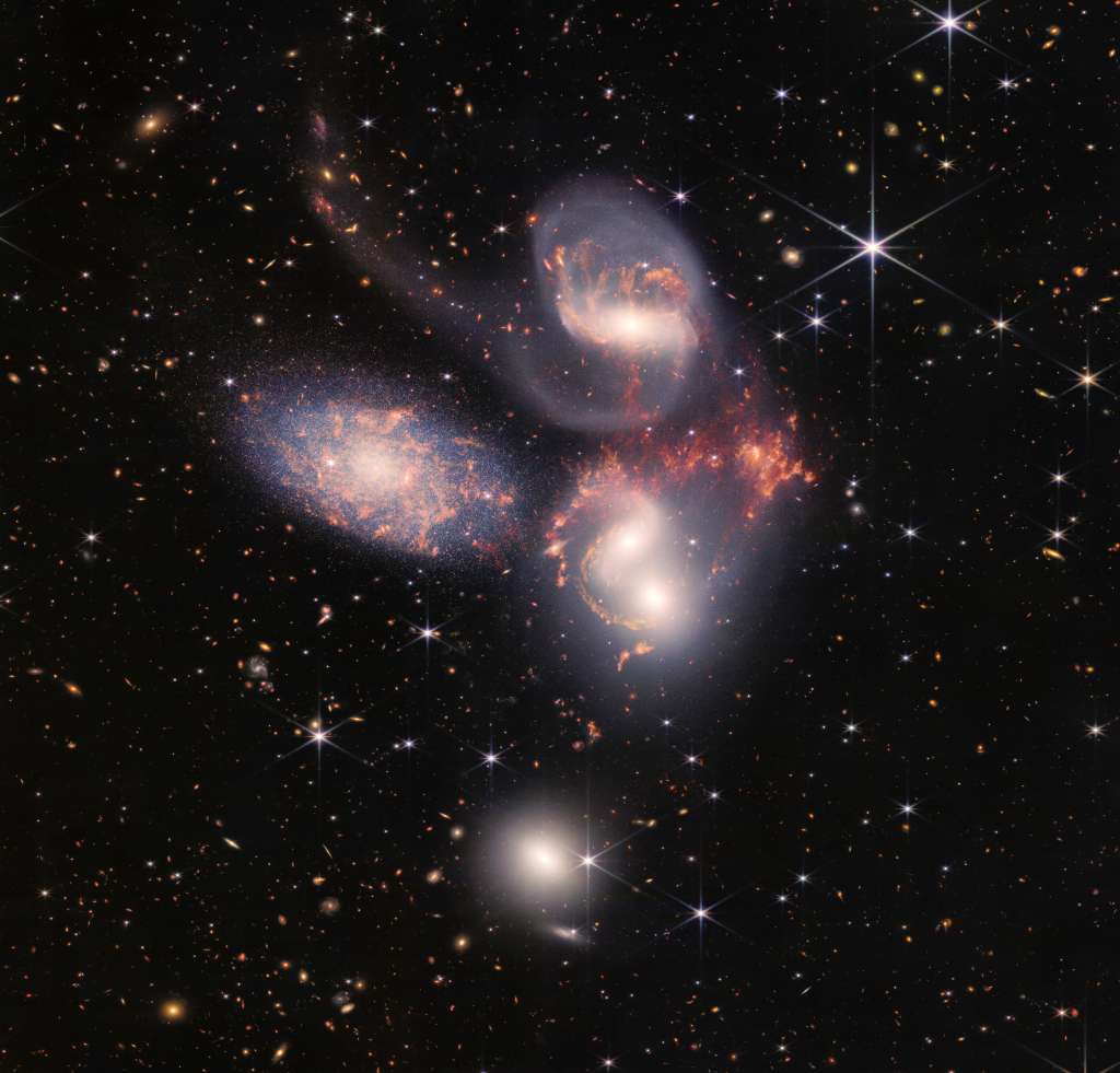 Precipicios cósmicos, una de las nuevas revelaciones del telescopio James Webb
