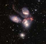 Capturan el choque de dos galaxias a más de tres millones de kilómetros por hora