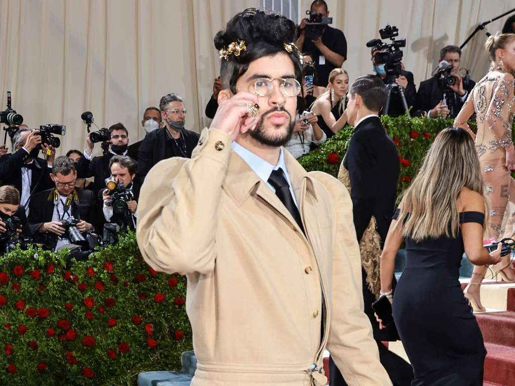 NEW YORK, NEW YORK - MAY 02: Bad Bunny attends The 2022 Met Gala Celebrating "In America: An Anthology of Fashion" at The Metropolitan Museum of Art on May 02, 2022 in New York City. Jamie McCarthy/Getty Images/AFP (Photo by Jamie McCarthy / GETTY IMAGES NORTH AMERICA / Getty Images via AFP)