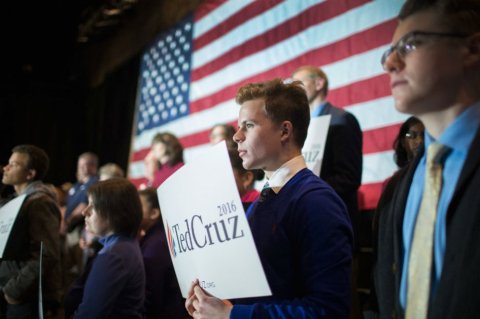 Comunidad musulmana, alarmada por la "retórica islamófoba" de Trump y Cruz