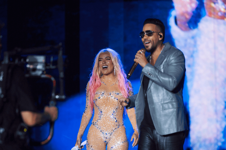 Fotos y videos: Karol G arrasa en Medellín con su primer concierto