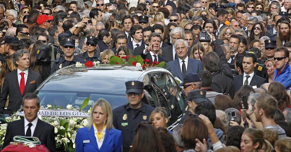 La despedida de la duquesa de Alba
