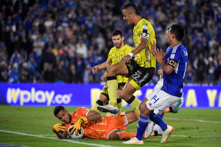 El portero Pier Grazziani ingresó al minuto 60 por su compañero José Luis Chunga, quien se tuvo que retirar por lesión.