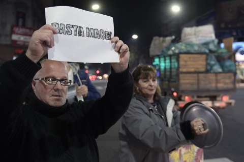 "Cacerolazo" contra Macri en Argentina