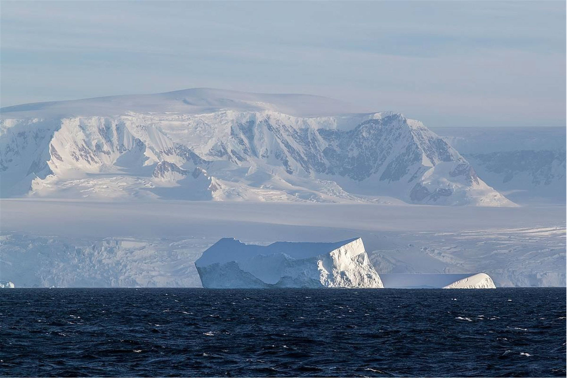 Los océanos del mundo están conectados por corrientes de agua a distintas profundidades, cuyo movimiento depende de factores como la temperatura y salinidad de las aguas. / ALFRED WEGENER INSTITUTE