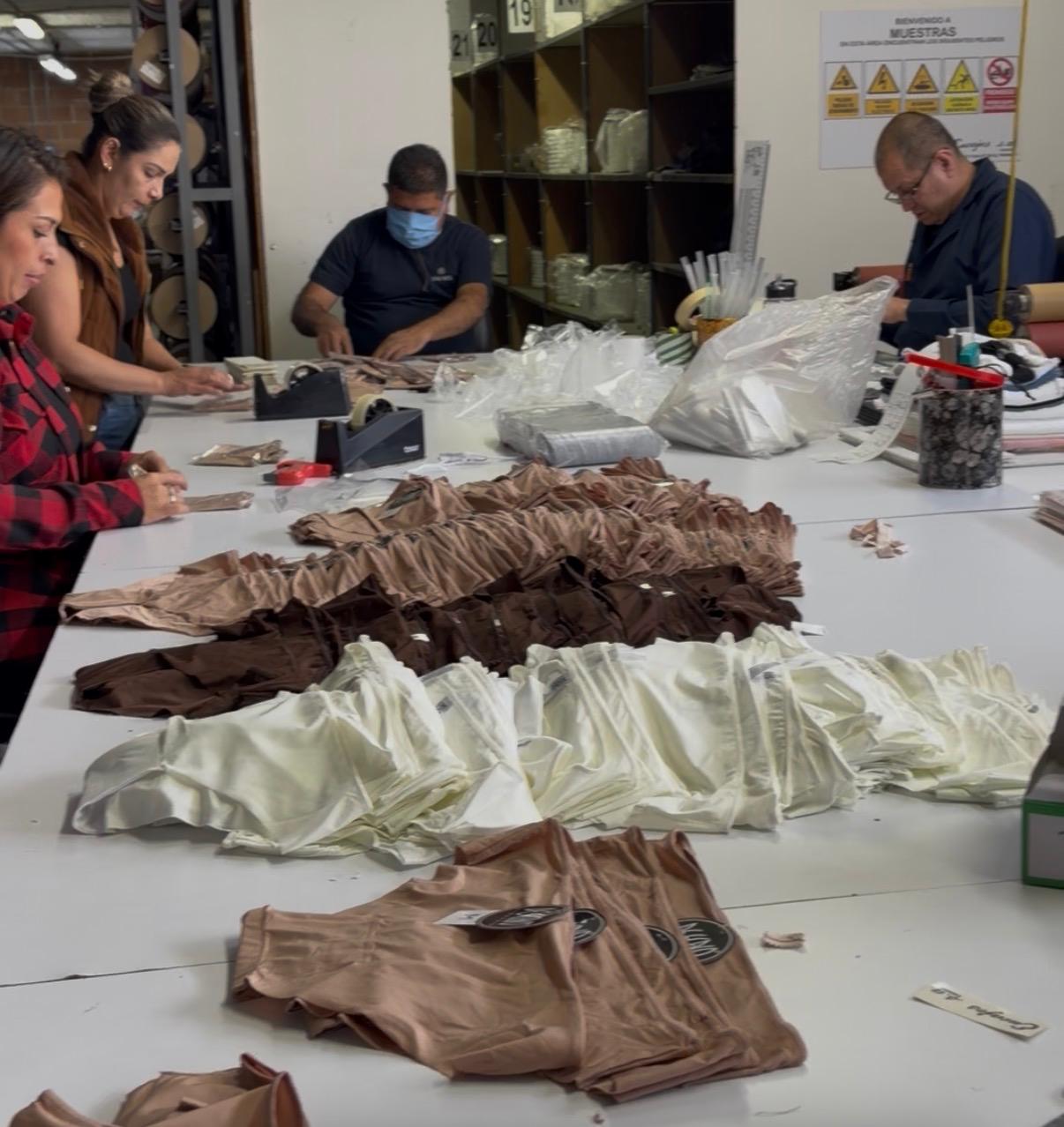Las marcas se organizan para fabricar y donar ropa interior. / Cortesía