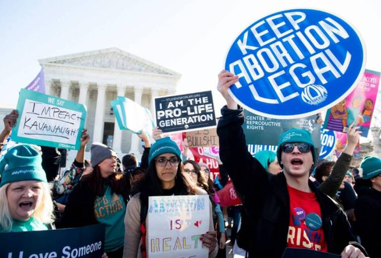 Florida (EE. UU.) prohíbe el aborto después de las 15 semanas de gestación