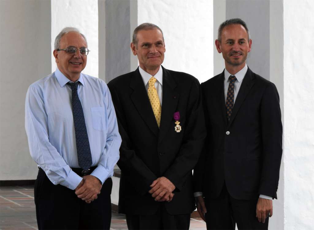 Daniel Debouck cuando recibió la Orden Leopoldo del Reino de Bélgica.