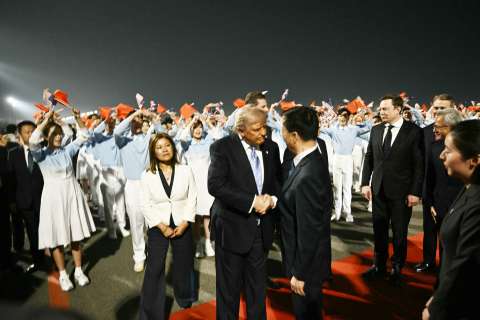 Trump llegó a China para su encuentro con Xi Jinping: lo que se espera de esta visita