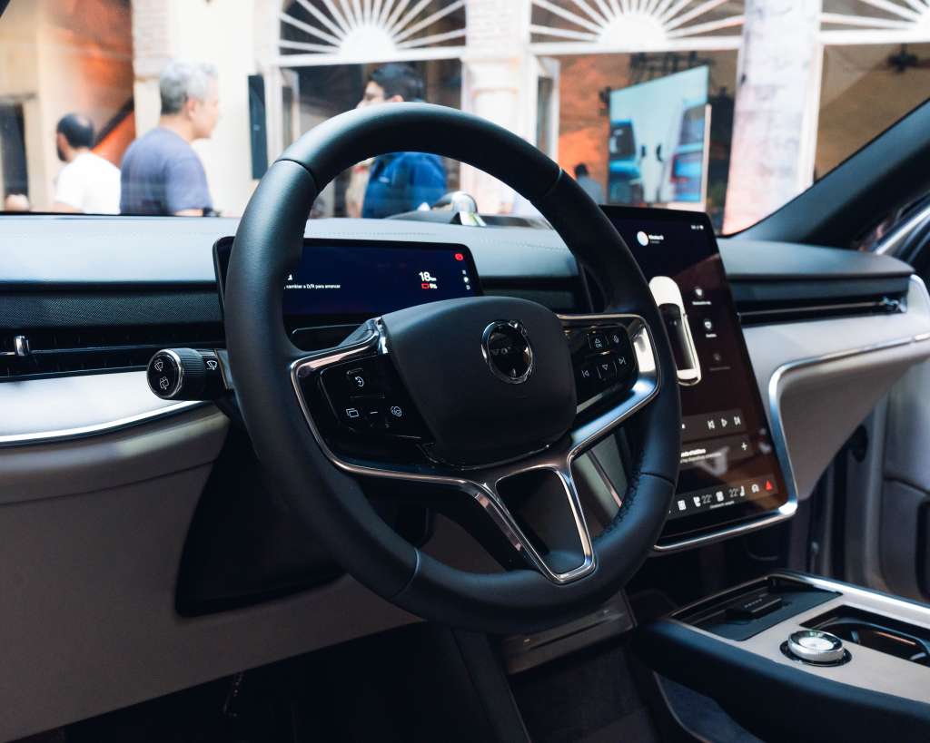 Volvo EX90 en Colombia.