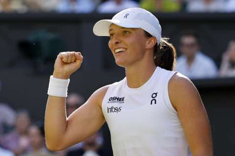Iga Swiatek será rival de Amanda Anisimova en la final de Wimbledon
