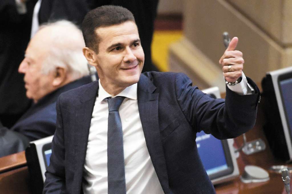 Carlos Cuenca Chaux, representante de Cambio Radical por el Guania, dijo en días pasados que no era cierta su aspiración a esta presidencia. Sin embargo, hoy asume el cargo.
