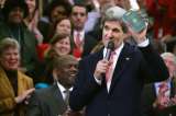 Kerry muestra sus credenciales para dirigir la diplomacia de EE.UU.