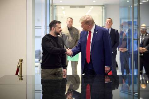 Trump acusa a Ucrania de mostrar “cero gratitud” por su plan de paz