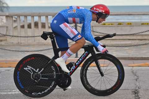 Tadej Pogacar confirmó su buen momento y es el nuevo campeón de la Tirreno Adriático