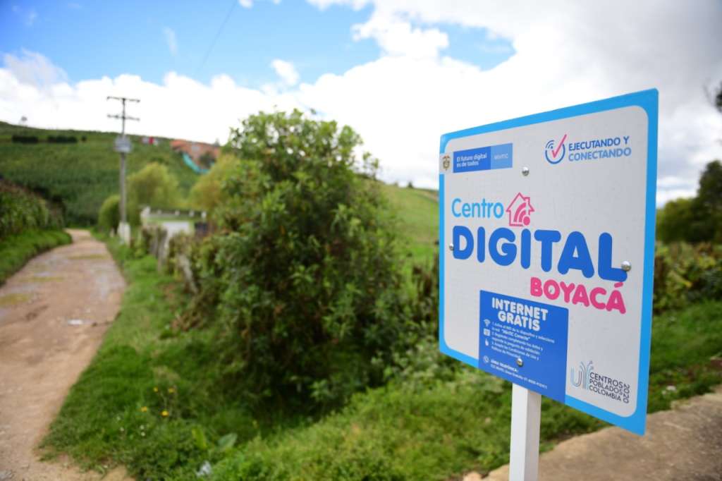 Entrada de la I. E. Rural del Sur en Tunja.