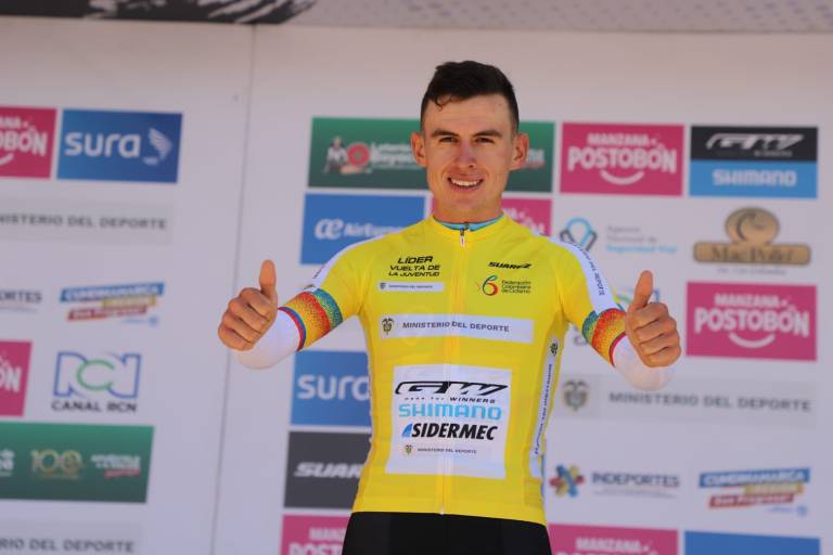 Germán Darío Gómez recuperó el liderato de la Vuelta de la Juventud 2023
