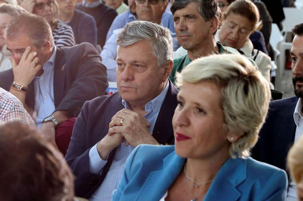Leopoldo López, activista de los derechos humanos y padre del conocido opositor venezolano del mismo nombre, en el acto de cierre de campaña del PP en Madrid, España. / EFE