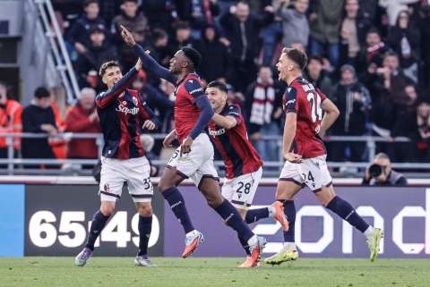 Primer grito de la temporada para Jhon Lucumí: gol y partidazo frente a Napoli