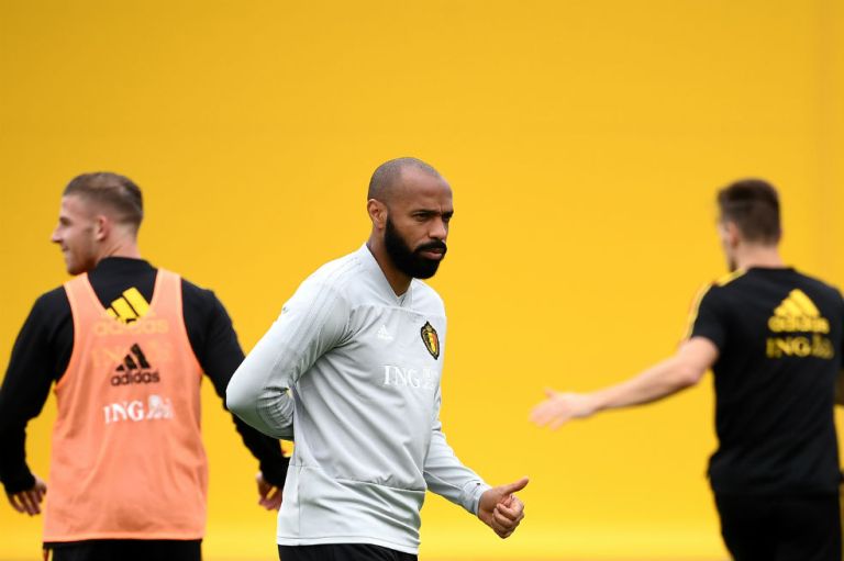 Thierry Henry, con el corazón dividido