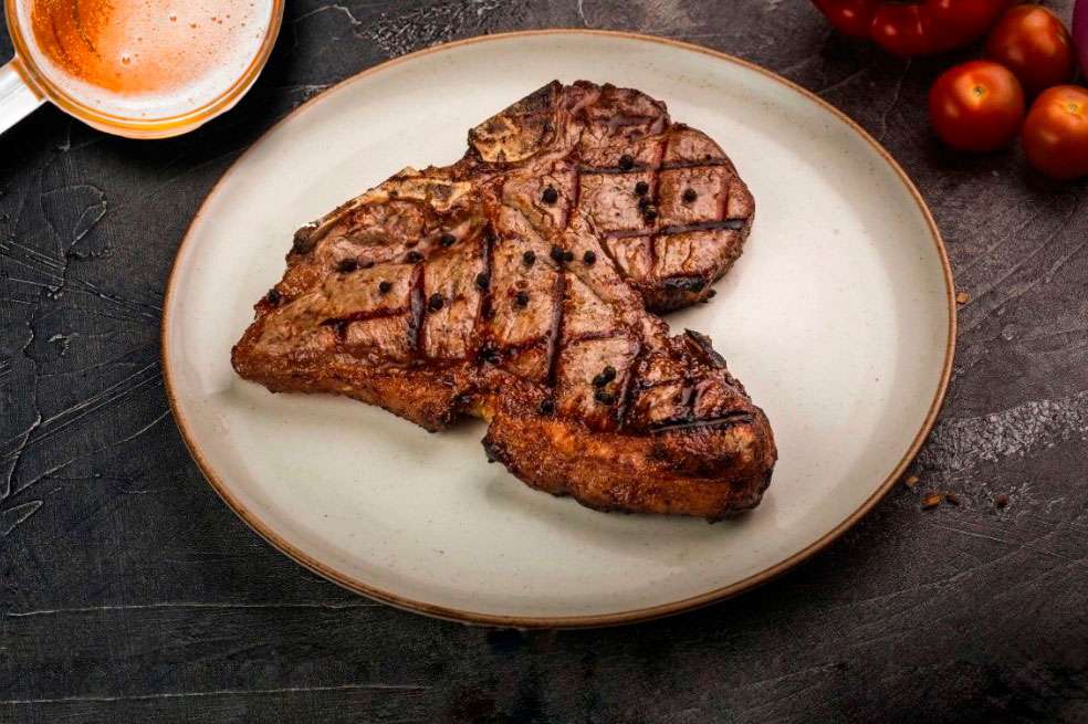 Bife de lomo ahumado para departir con amigos