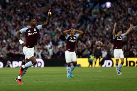 El impresionante golazo de Jhon Jáder Durán en la remontada contra Everton: video