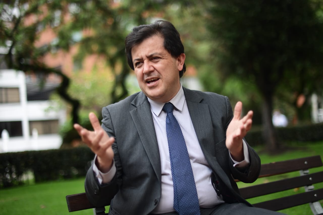 Andrés Castro Franco contralor de Bogotá 2020