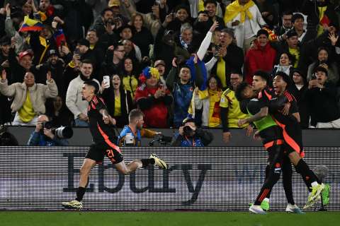 ¡Triunfazo! Colombia venció a España y suma 20 partidos sin perder