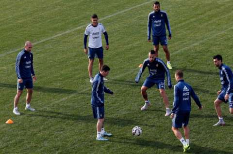 Argentina comienza a prepararse para la semifinal contra Paraguay
