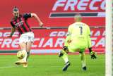 Ibrahimovic llegó al gol 500 en clubes y le dio también el liderato a Milan